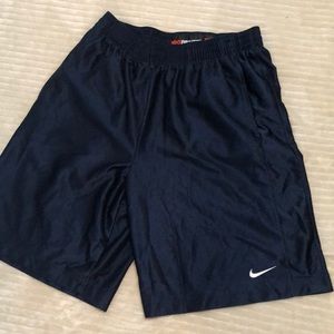 Nike Athletic Basketball shorts dark blue